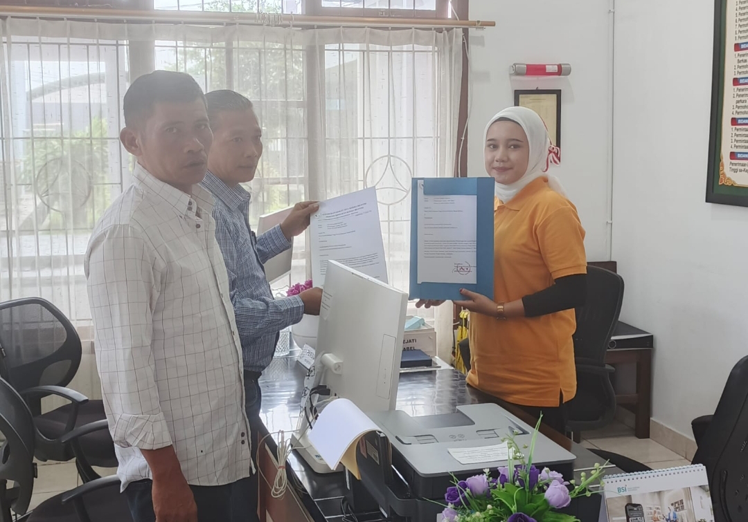 Screenshot_2025-08-25-16-02-30-390_com.whatsapp.w4b-edit