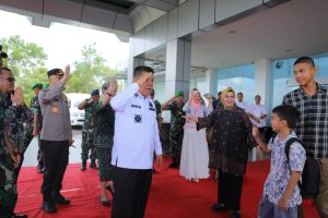 3d702454-a148-4bb6-b08a-8c5298ee8e56