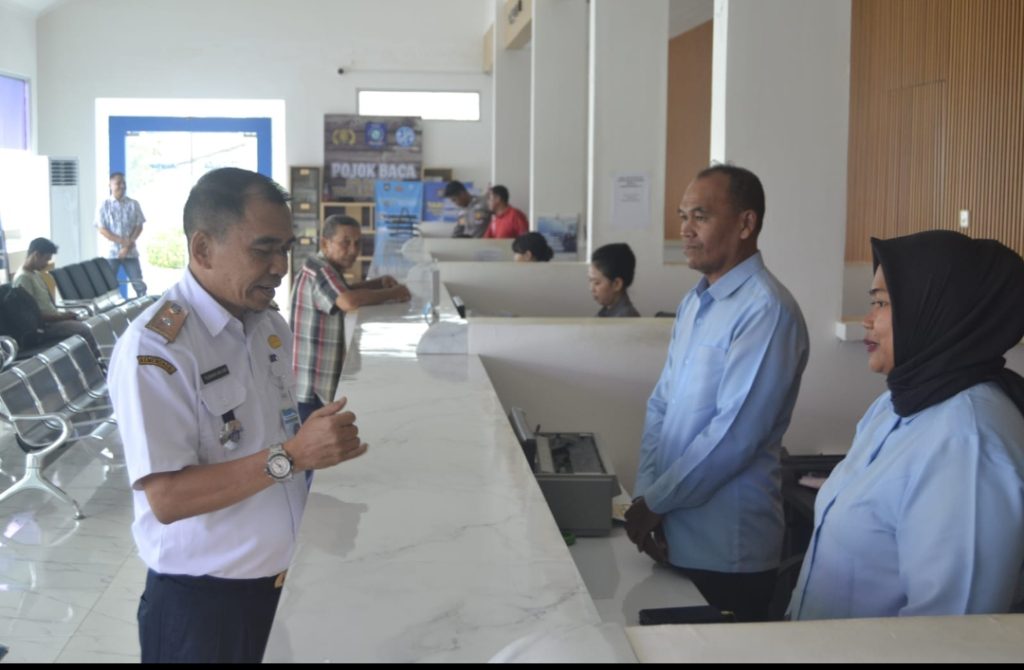 Screenshot_2026-03-04-23-02-10-230_com.whatsapp.w4b-edit