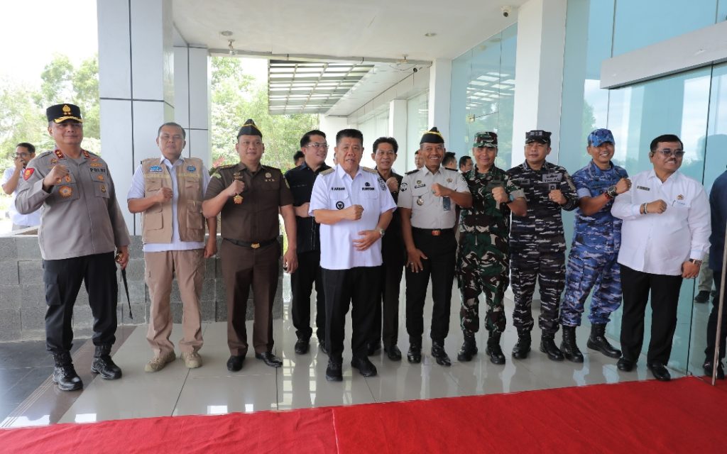 Screenshot_2026-04-22-14-19-08-841_com.whatsapp.w4b-edit