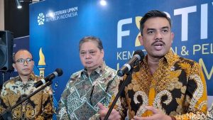 menteri-koordinator-bidang-perekonomian-airlangga-hartarto-dan-menteri-umkm-maman-abdurrahman-1782714658184_169